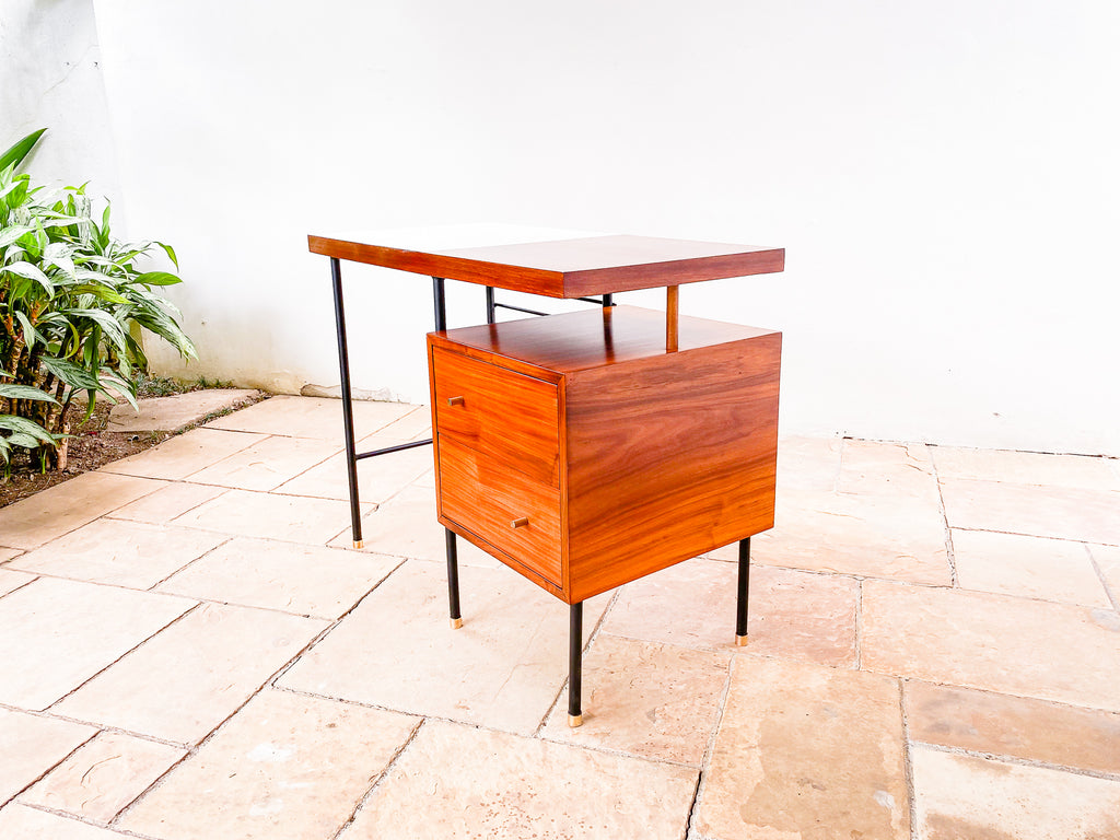 Autor Desconhecido | Escrivaninha em Ferro, Caviúna e Formica