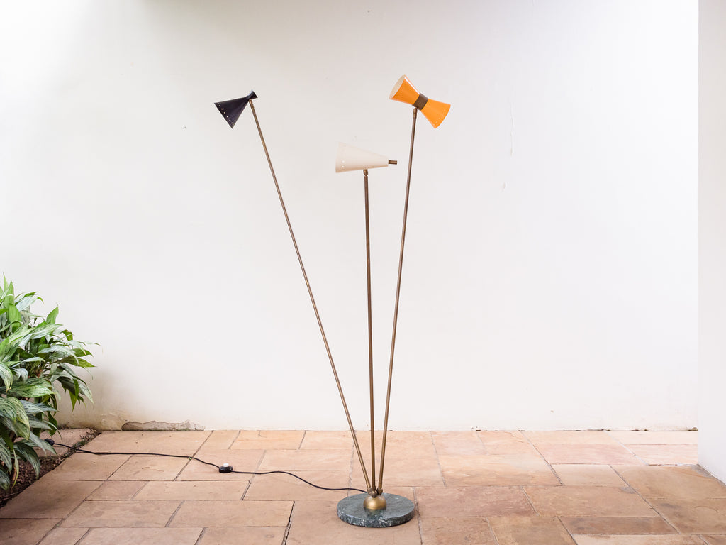 Stilnovo Itália (Atrib.) | Luminária de Piso com Três Braços Articulados