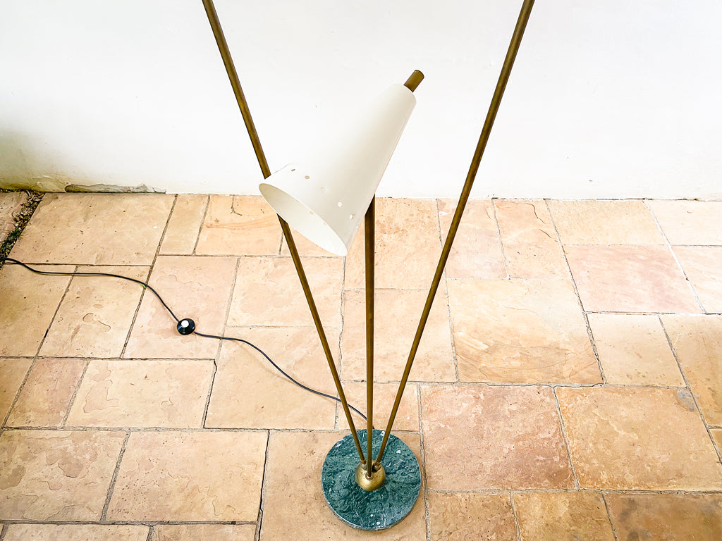 Stilnovo Itália (Atrib.) | Luminária de Piso com Três Braços Articulados