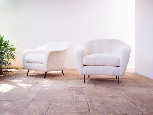 Joaquim Tenreiro | Par de Poltronas com Pés de Ferro