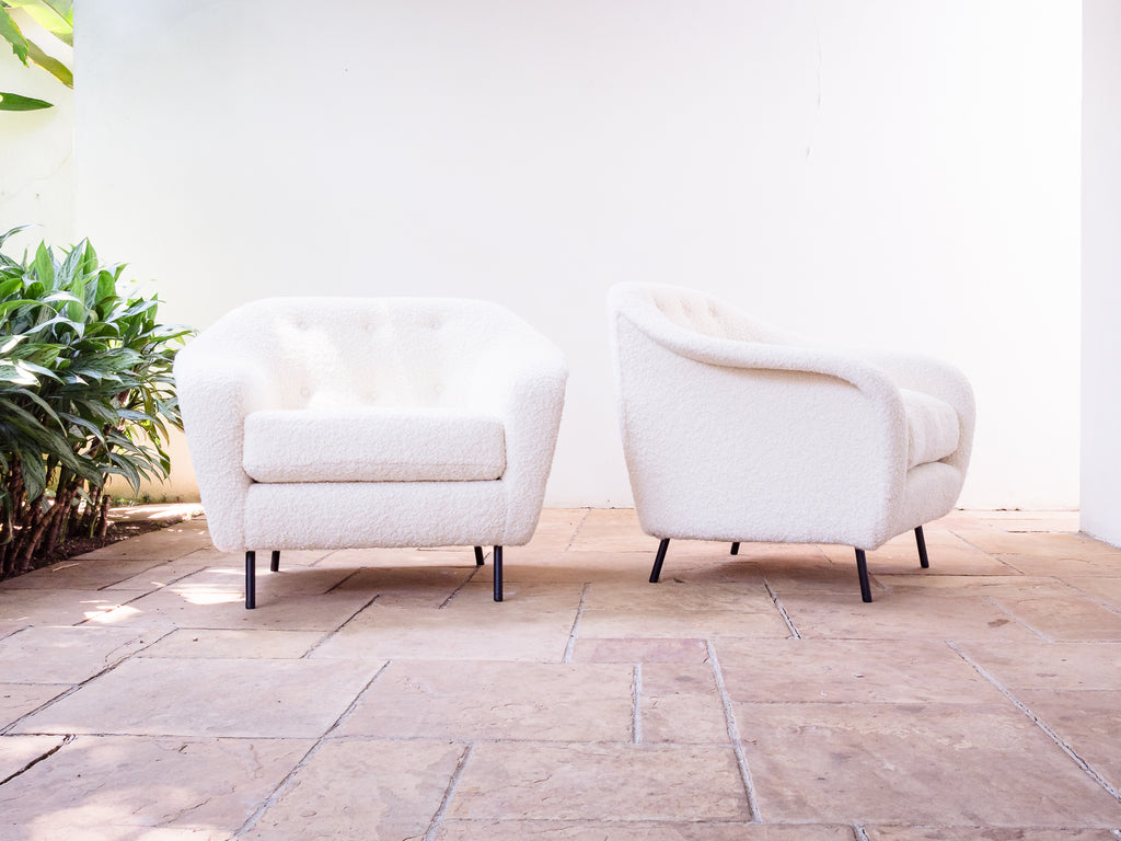 Joaquim Tenreiro | Par de Poltronas com Pés de Ferro