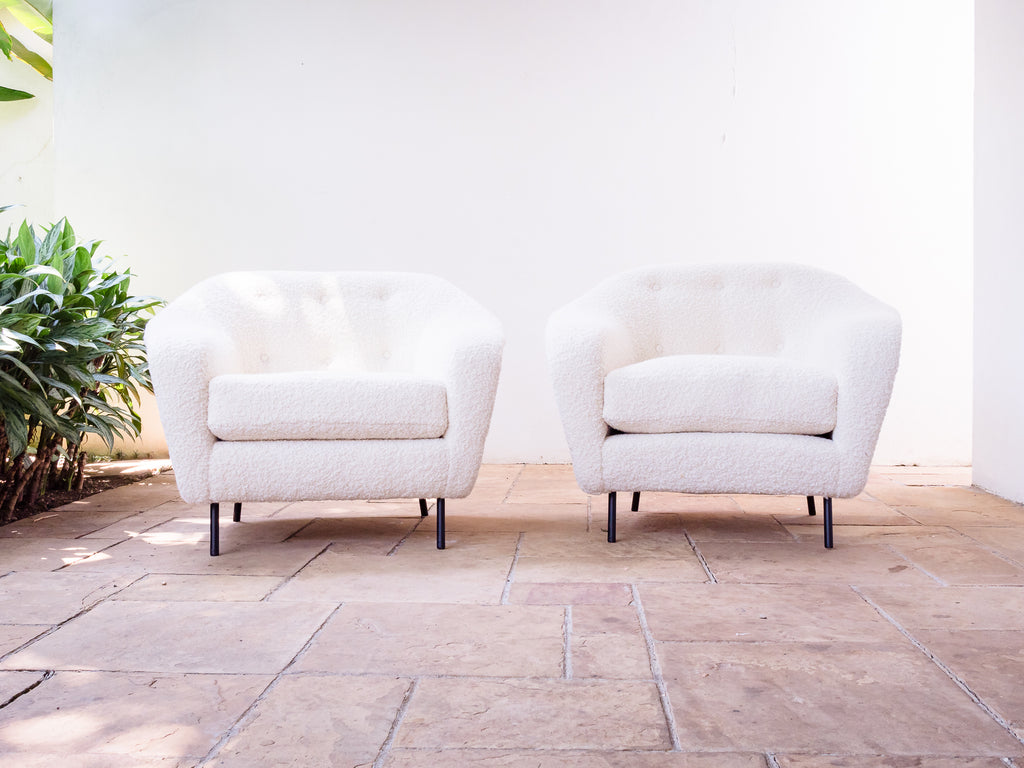 Joaquim Tenreiro | Par de Poltronas com Pés de Ferro