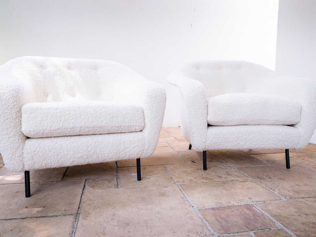 Joaquim Tenreiro | Par de Poltronas com Pés de Ferro