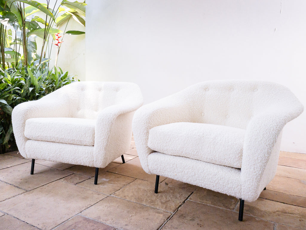 Joaquim Tenreiro | Par de Poltronas com Pés de Ferro