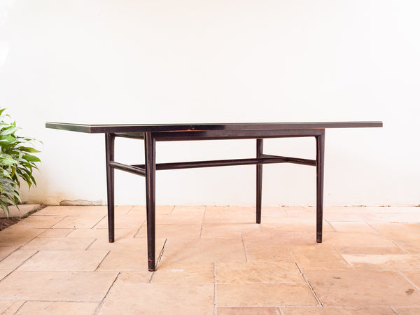 Branco & Preto | Mesa de Jantar em Pau Marfim Ebanizado