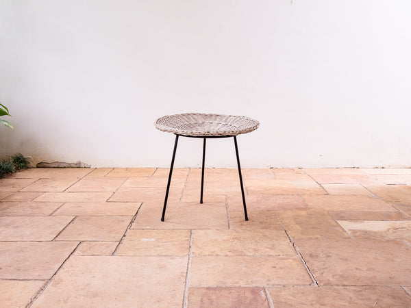 Carlo Hauner | Mesa Auxiliar em Ferro e Junco