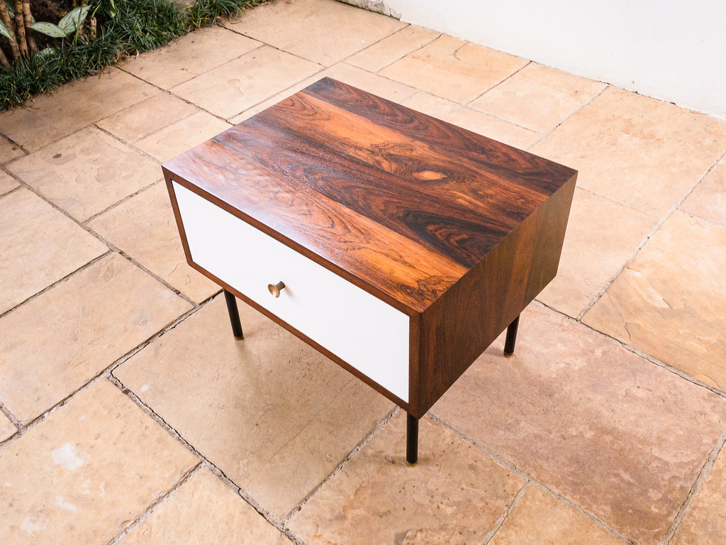 Geraldo de Barros | Mesa de Cabeceira em Ferro, Jacarandá e Formica