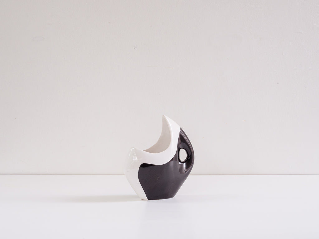 Carlo Hauner (Atrib.) | Vaso Preto e Branco em Cerâmica Esmaltada