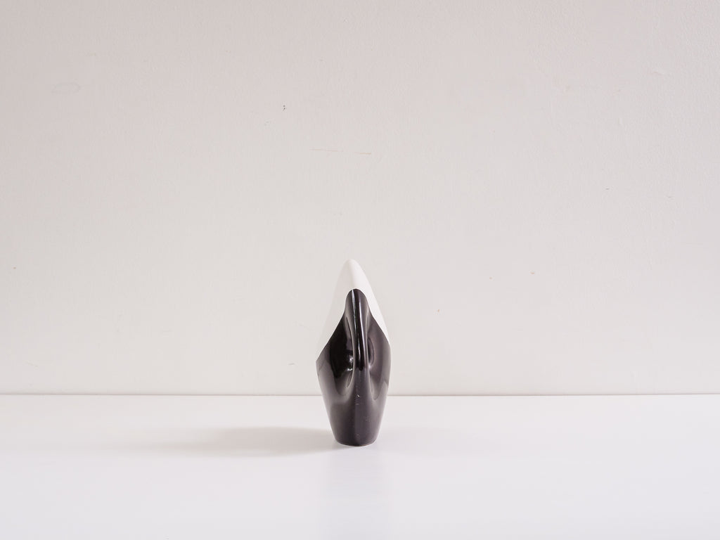 Carlo Hauner (Atrib.) | Vaso Preto e Branco em Cerâmica Esmaltada