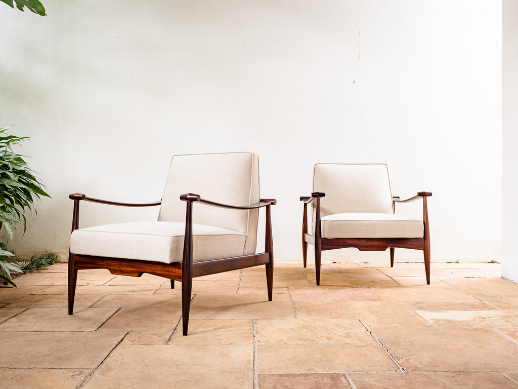 Liceu de Artes e Ofícios | Par de Poltronas em Jacarandá, à maneira de Finn Juhl