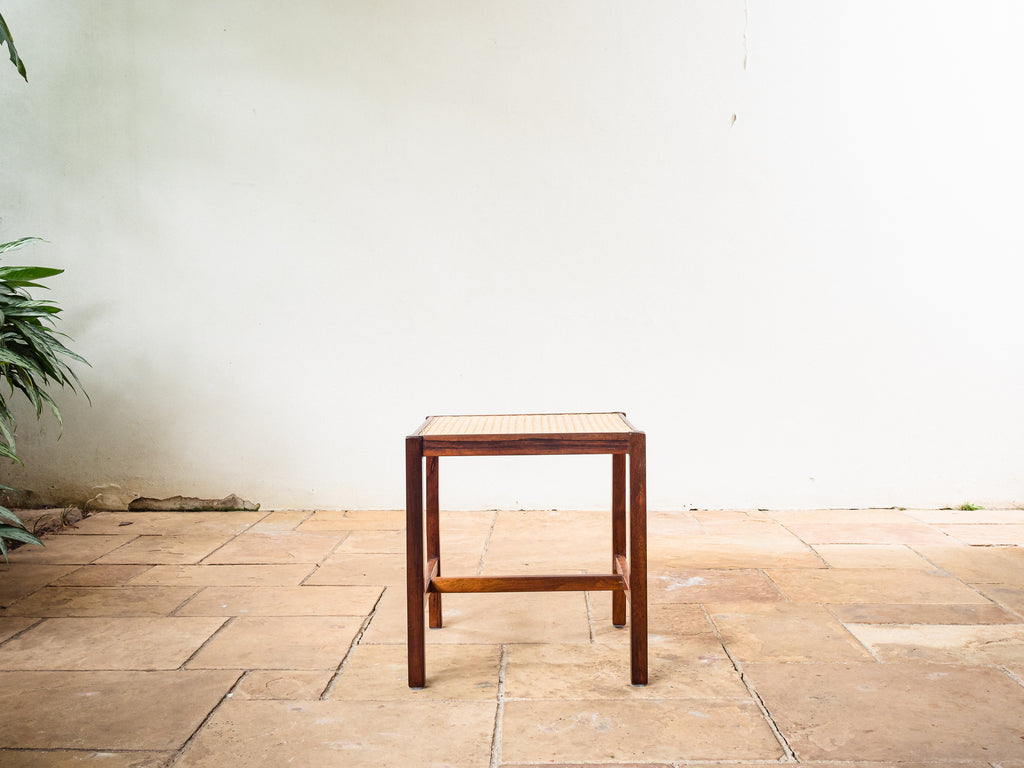 Banqueta em Jacarandá e Palhinha