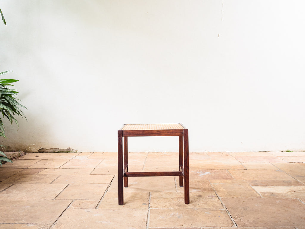 Banqueta em Jacarandá e Palhinha