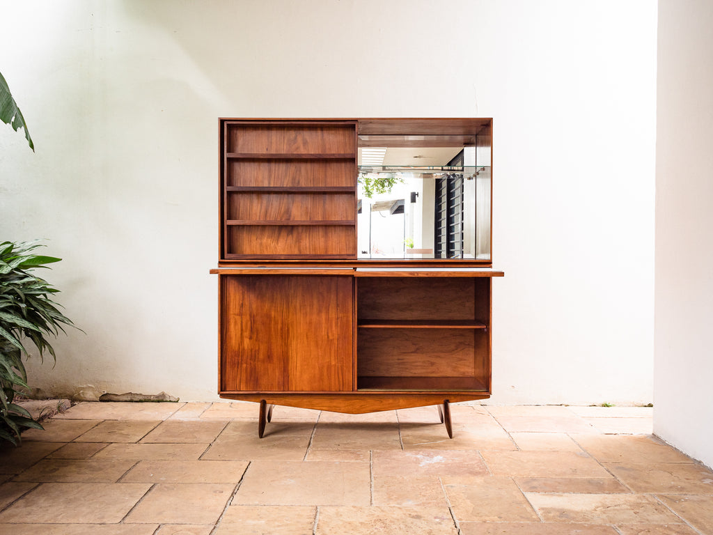 Martin Eisler | Bar em Caviúna para a Móveis Artesanal