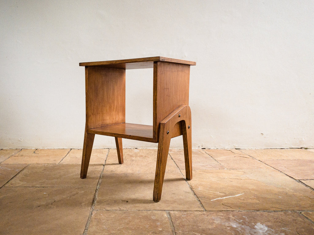 José Zanine Caldas | Mesa Auxiliar em Compensado