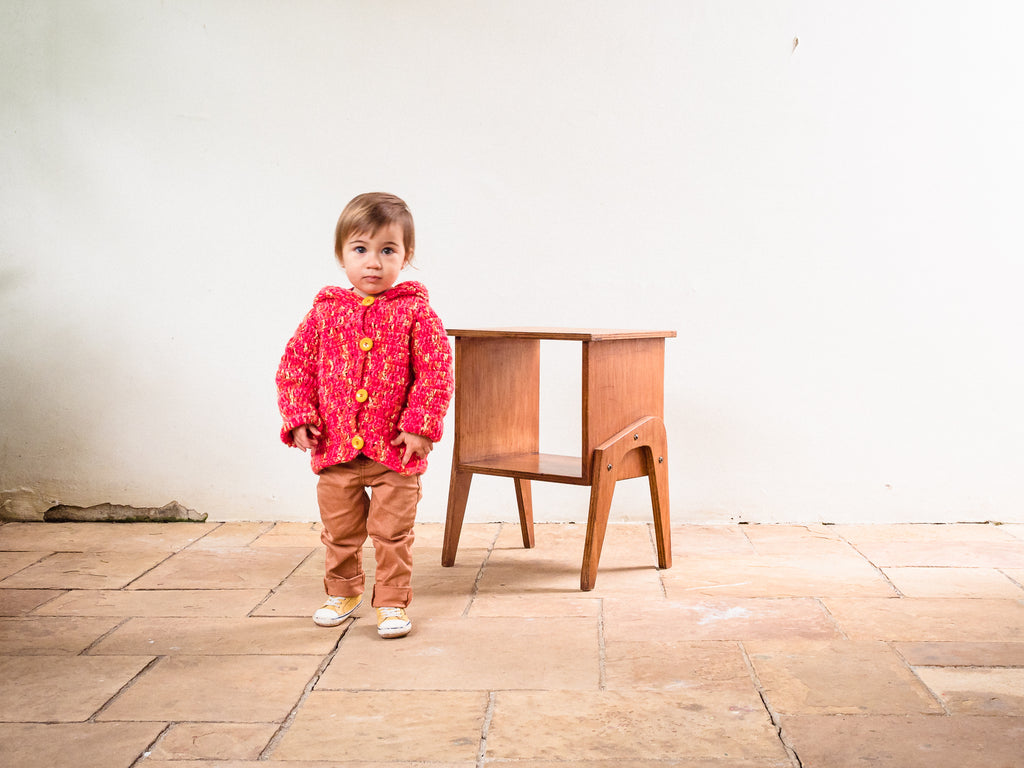 José Zanine Caldas | Mesa Auxiliar em Compensado