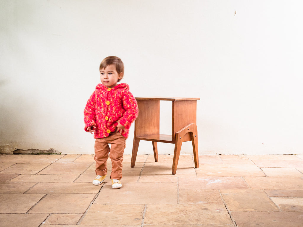 José Zanine Caldas | Mesa Auxiliar em Compensado