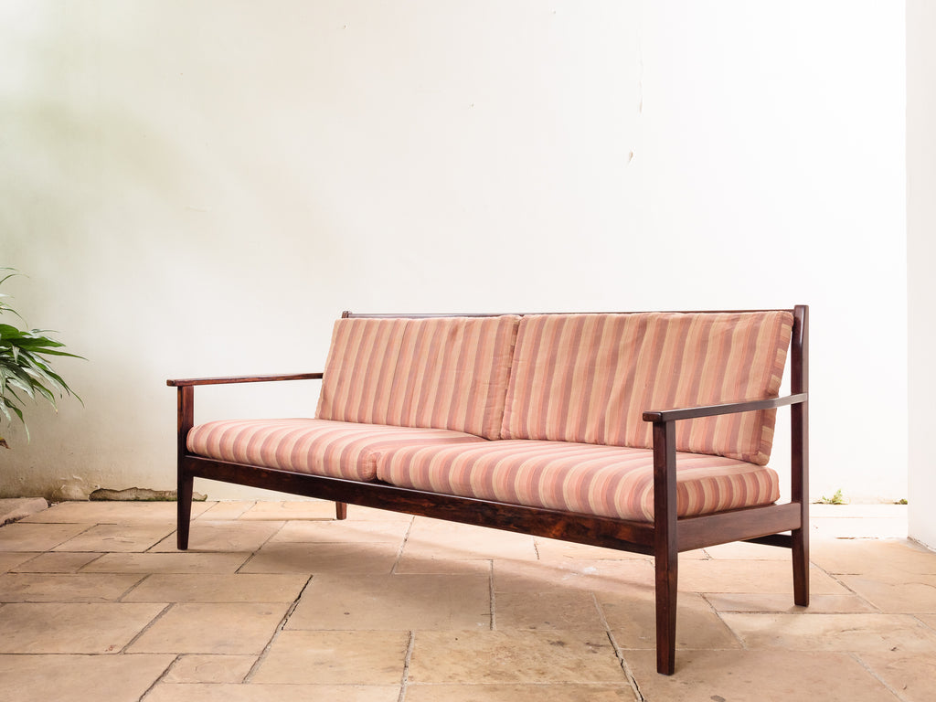 Celina Zilberberg | Sofá 3 Lugares