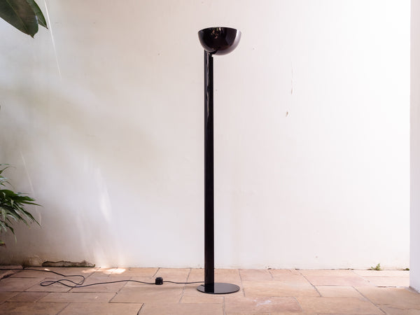 Enrico Furio Dominici | Luminária de Piso Preta