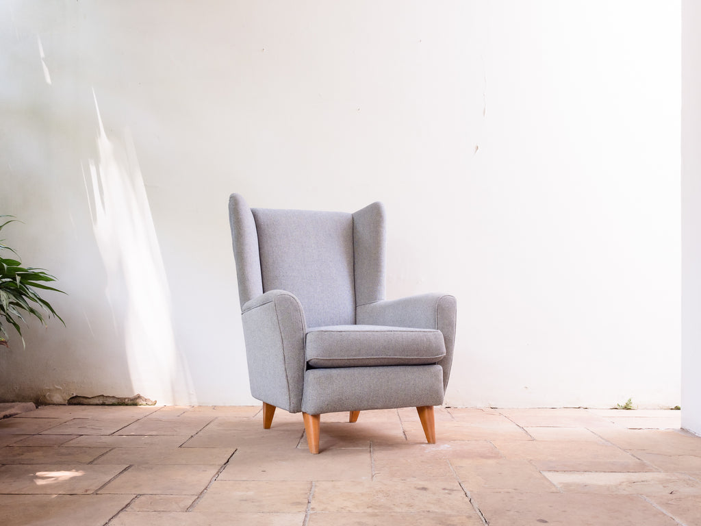 Bergère de Espaldar Alto com Banqueta