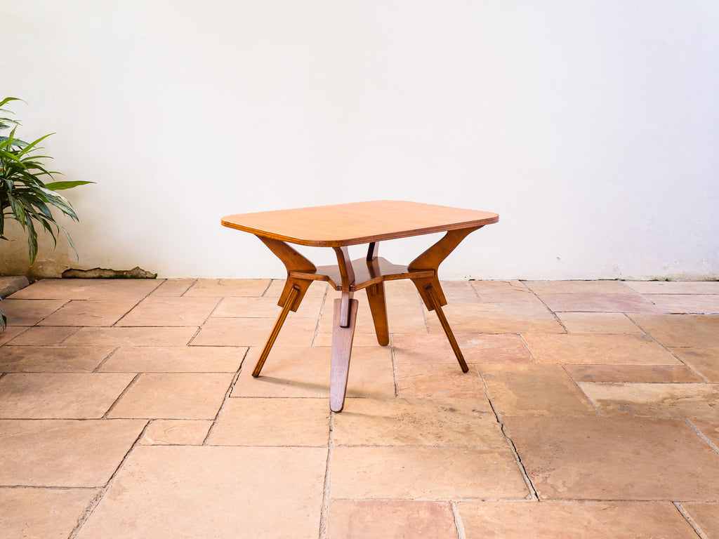 José Zanine Caldas | Mesa Lateral em Compensado