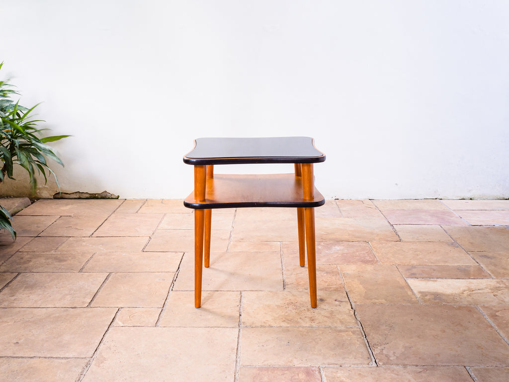 Mesa Auxilar com Tampo de Vidro Preto