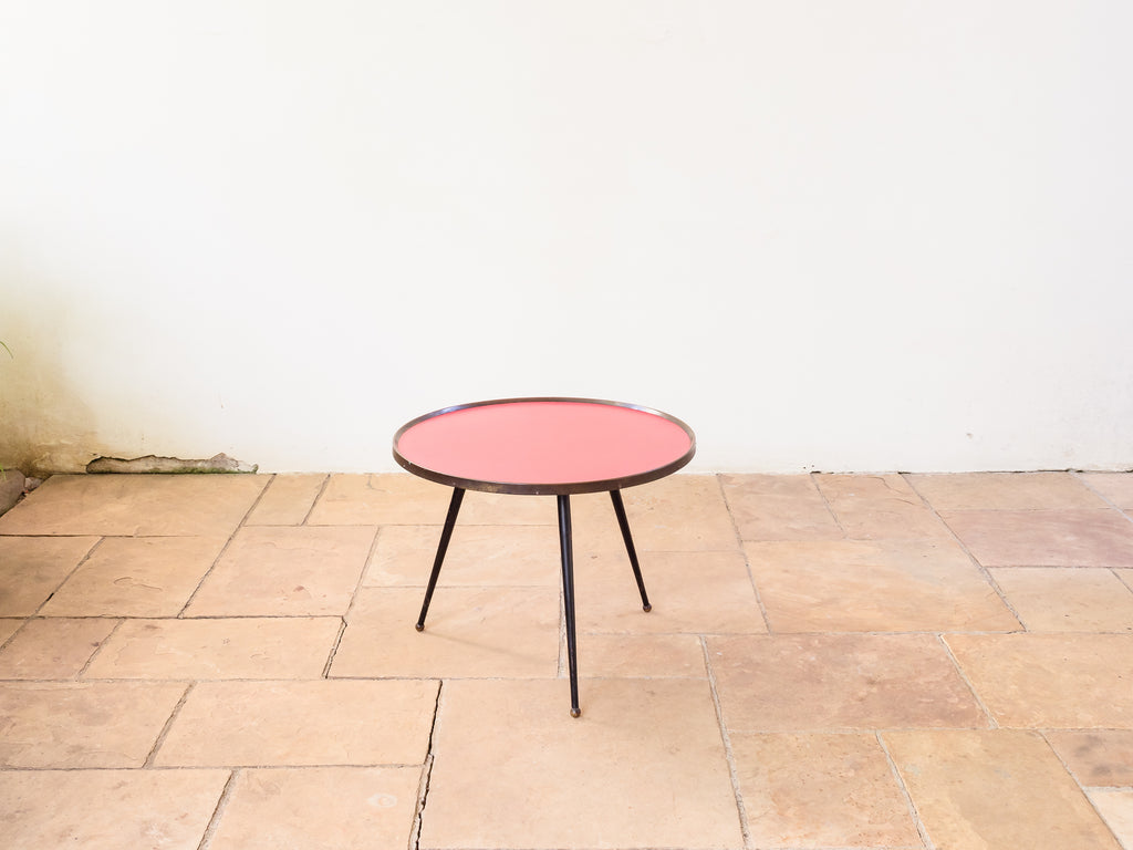 Mesa Lateral em Fórmica, Ferro e Latão