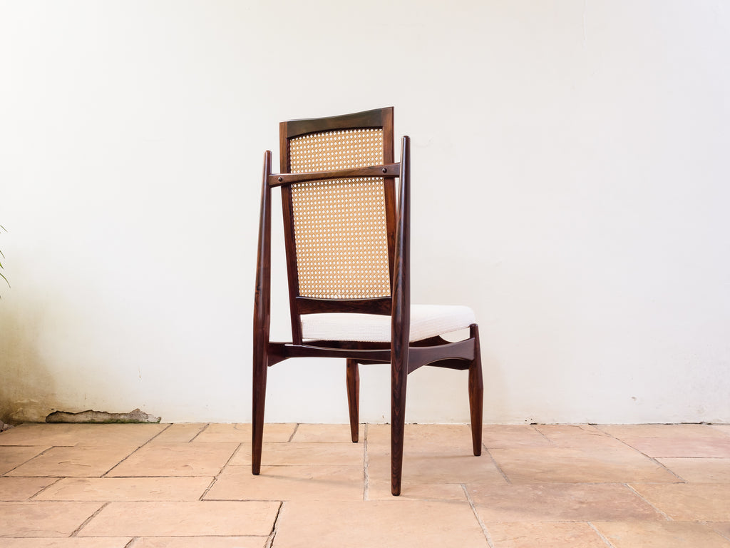 Liceu de Artes e Ofícios | Conjunto de 16 cadeiras de Jacarandá e palhinha