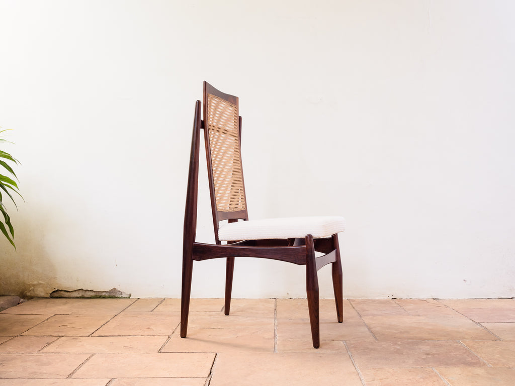 Liceu de Artes e Ofícios | Conjunto de 16 cadeiras de Jacarandá e palhinha