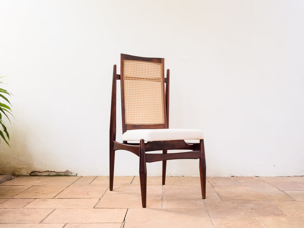 Liceu de Artes e Ofícios | Conjunto de 16 cadeiras de Jacarandá e palhinha