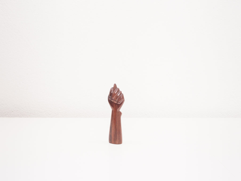 Figa Entalhada em Jacarandá