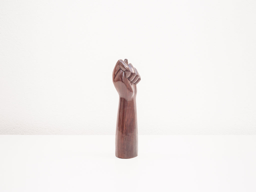 Figa Esculpida em Jacarandá