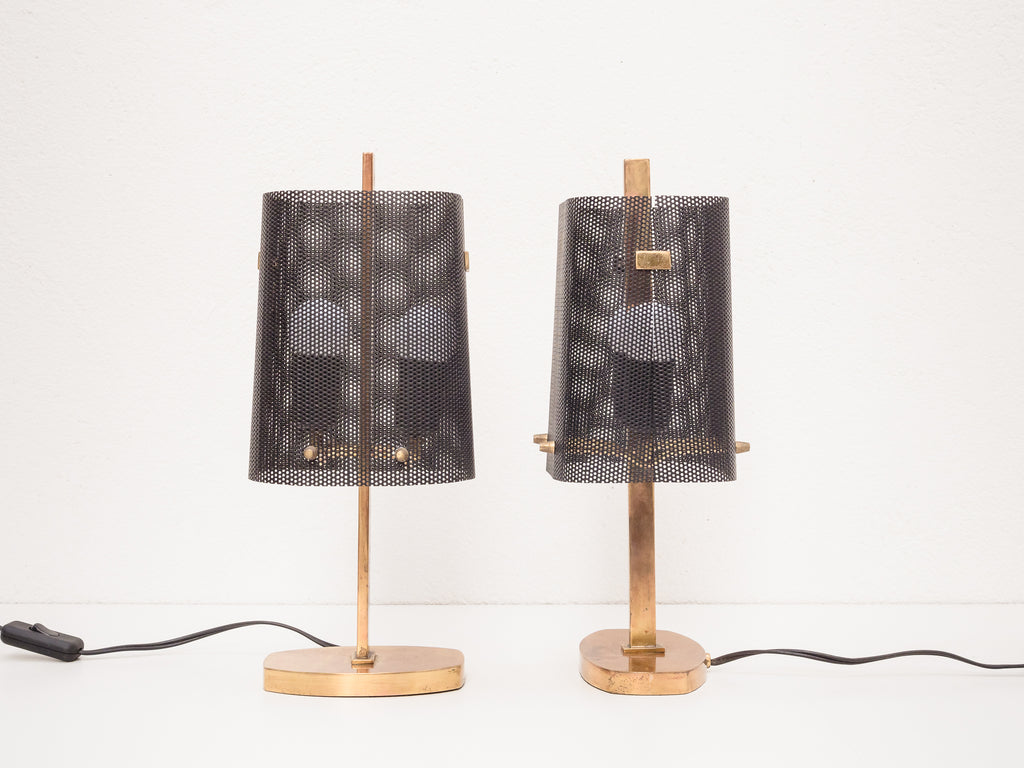 Par de Luminárias de Mesa em Chapa Perfurada