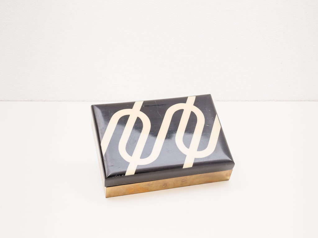 Porta-Jóias com Tampa de Resina