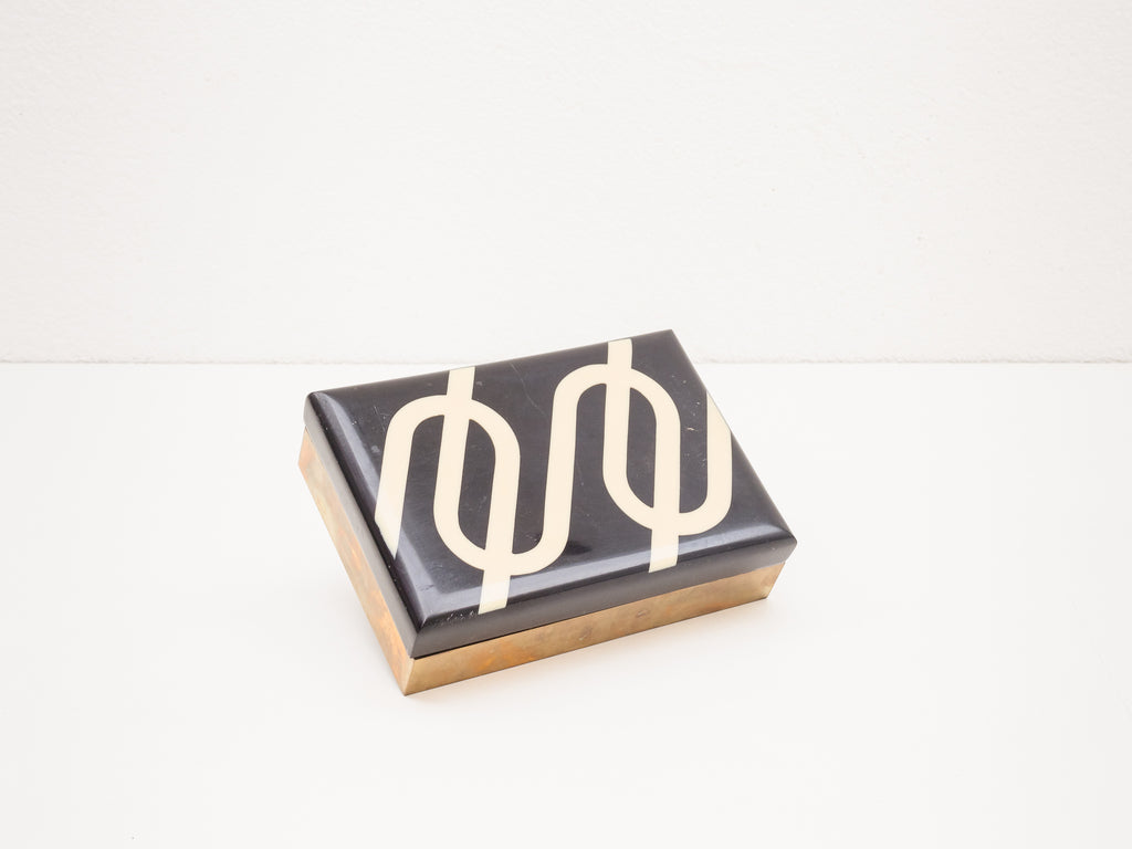 Porta-Jóias com Tampa de Resina