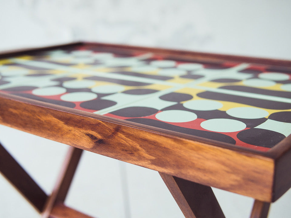 Mesinha Bandeja em Gonçalo Alves