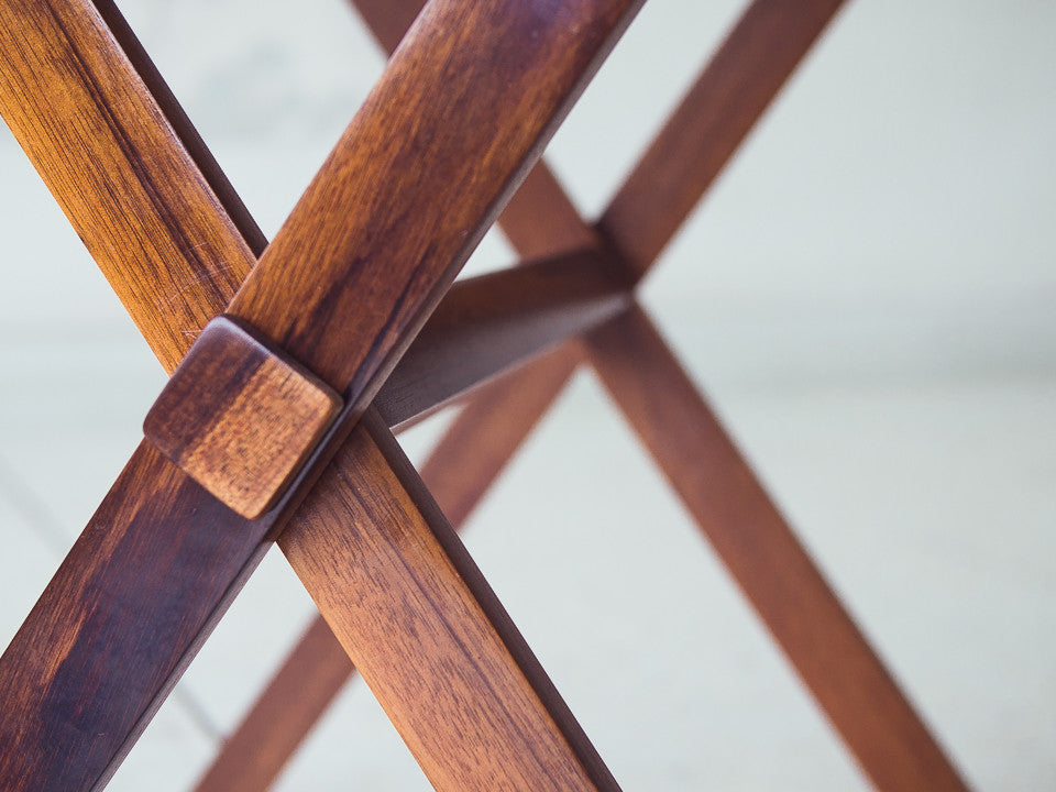 Mesinha Bandeja em Gonçalo Alves