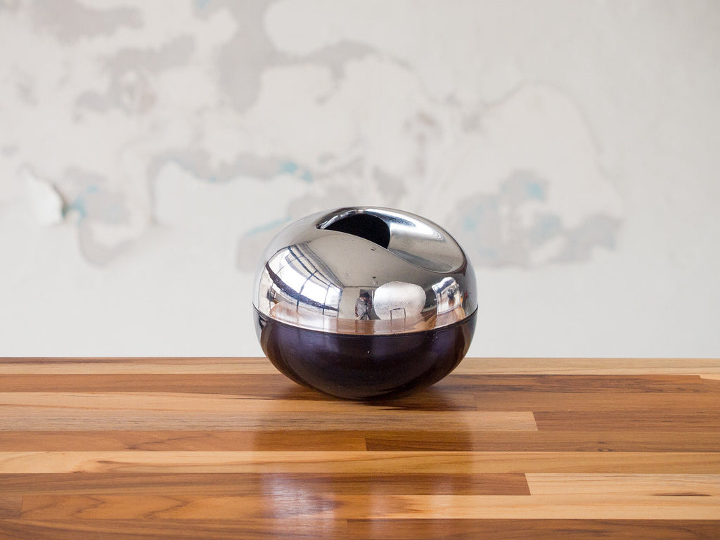 Cinzeiro Bola Preto e Cromo