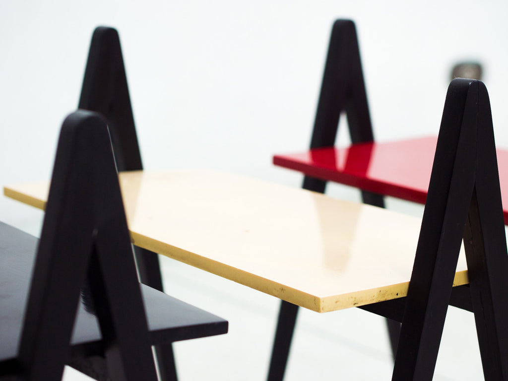 Trio Mesinhas Empilháveis