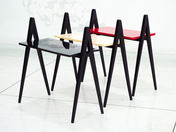 Trio Mesinhas Empilháveis