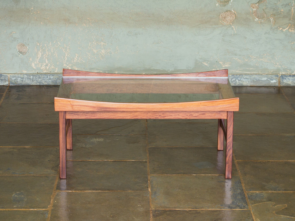 Mesa de Centro em Caviúna