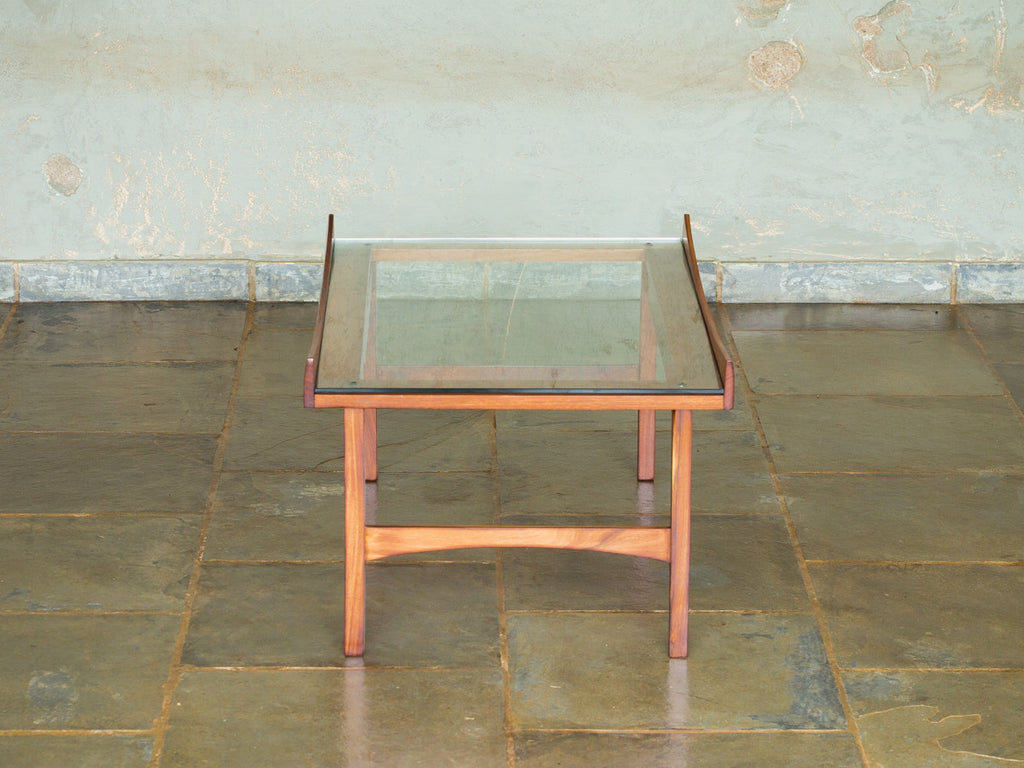 Mesa de Centro em Caviúna