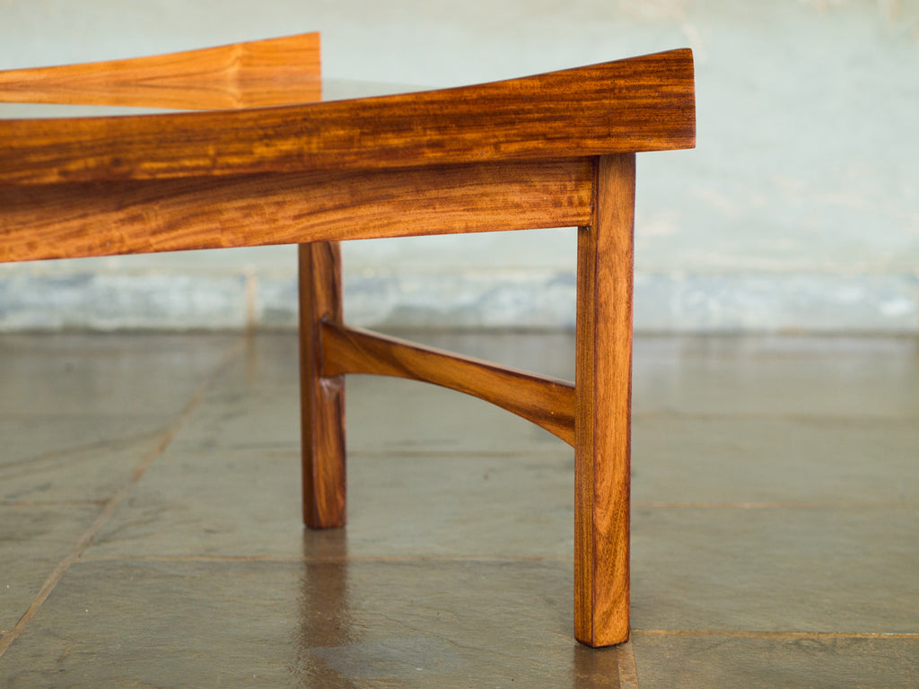 Mesa de Centro em Caviúna