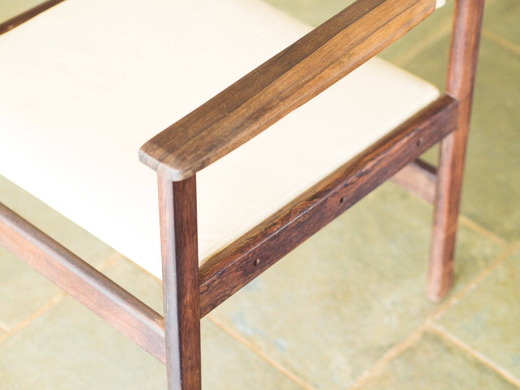 Sergio Rodrigues | Cadeiras Tião