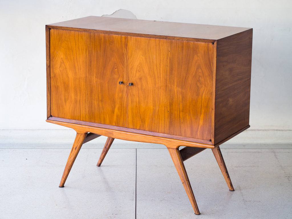 Buffet Pé Palito em Caviúna