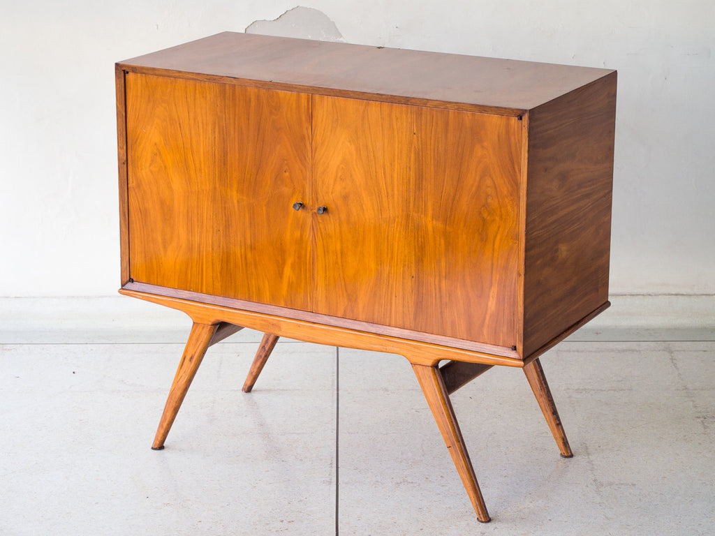 Buffet Pé Palito em Caviúna