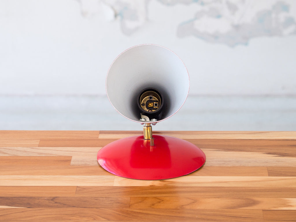 Arandela Cone Vermelha