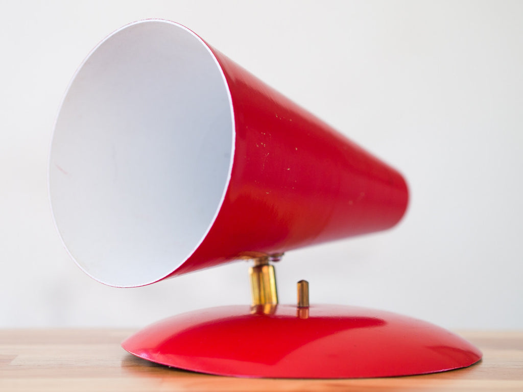 Arandela Cone Vermelha