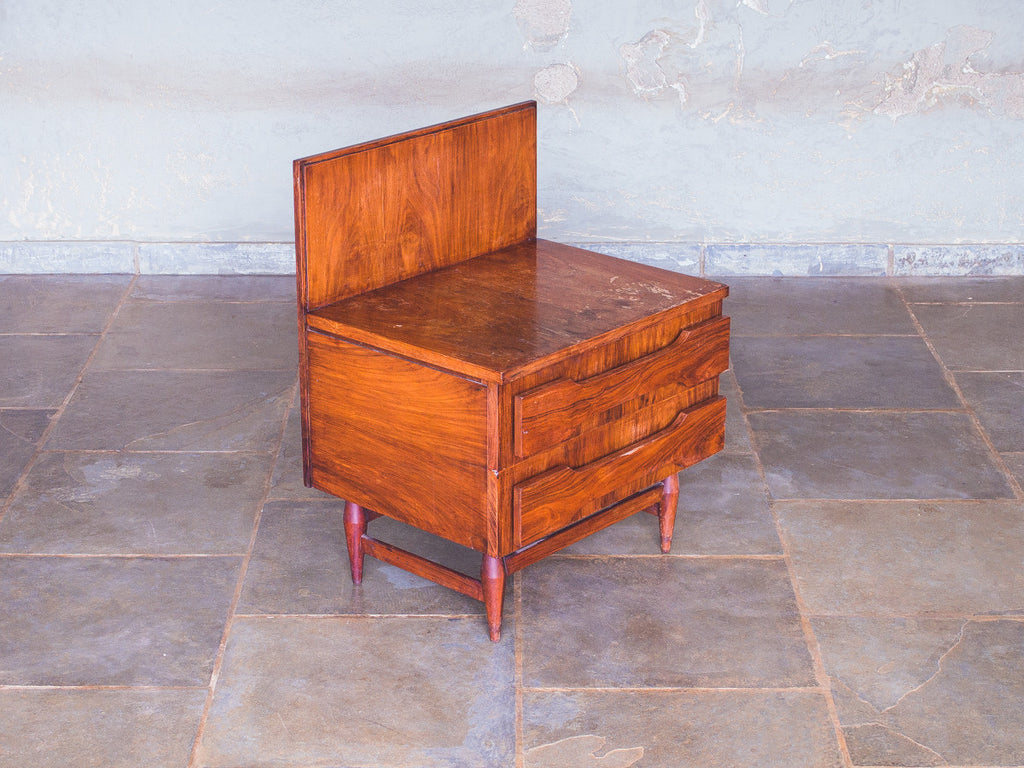 Criado Mudo com Cabeceira