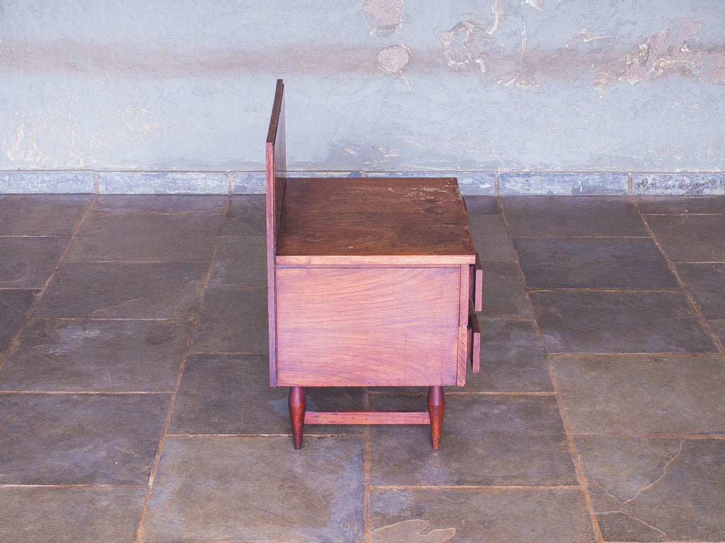 Criado Mudo com Cabeceira