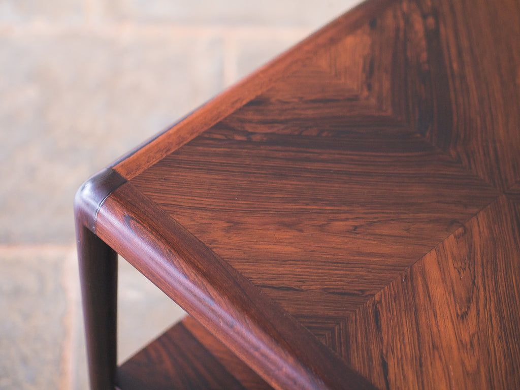 Mesa Lateral Scapinelli